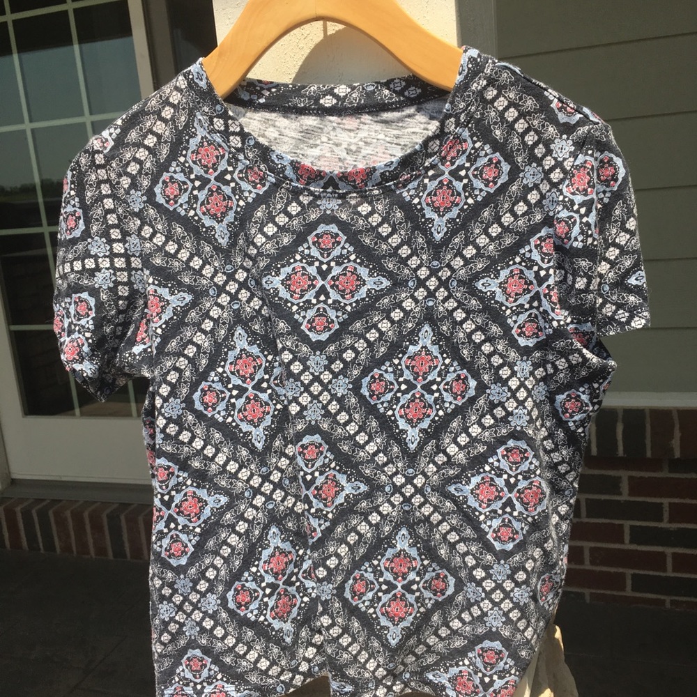 Patterned crop top